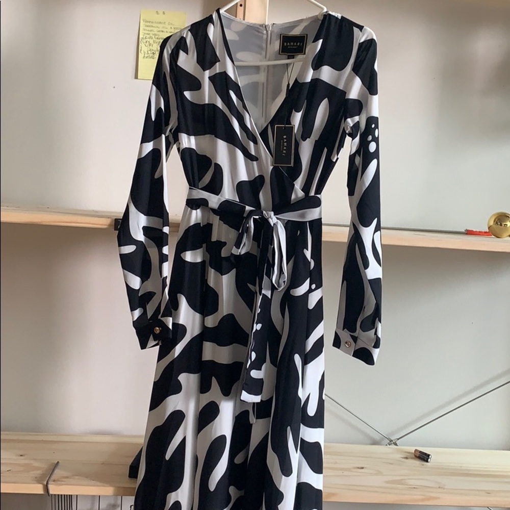 Gown! Never worn!